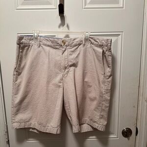 Men’s Izod shorts size 40